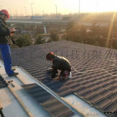 甘肅彩石金屬瓦蘭州金屬瓦量大優(yōu)惠圓弧形紅色鍍鋁鋅瓦