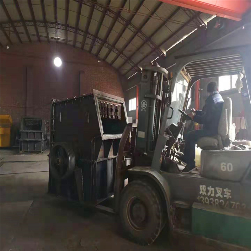 800<i></i>x800型箱式破碎機 鵝卵石廂式粉碎機 紅磚方箱破碎機