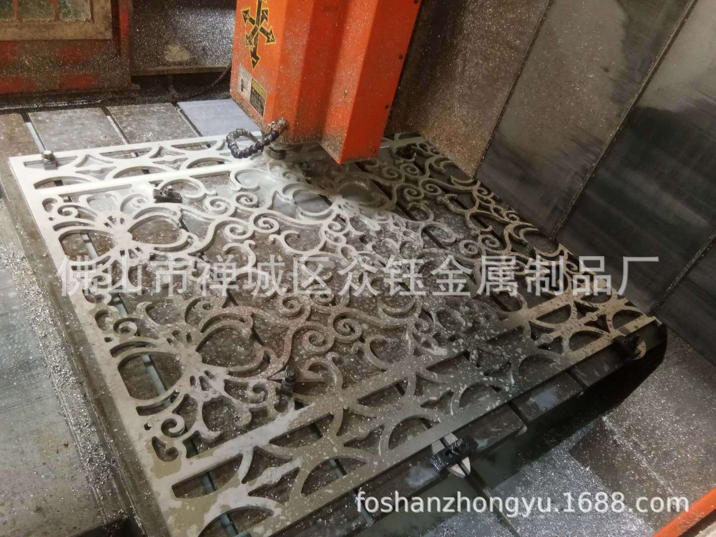 廠家直銷 6米超長鋁板雕刻屏風 無所不能示例圖11