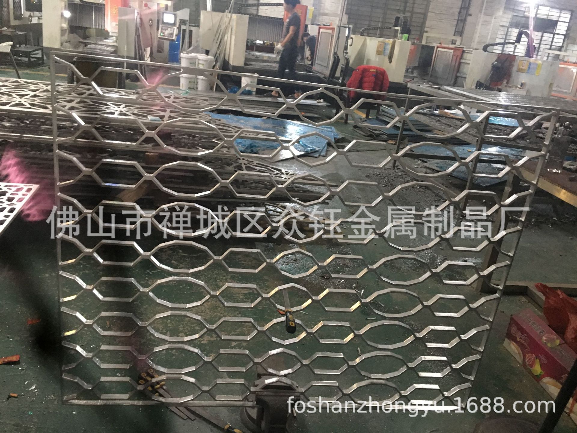 廠家直銷 6米超長鋁板雕刻屏風 無所不能示例圖17