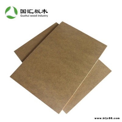 環(huán)保密度板防潮防火雕刻18mm家具裝飾纖維板?家居中纖板廠家直銷