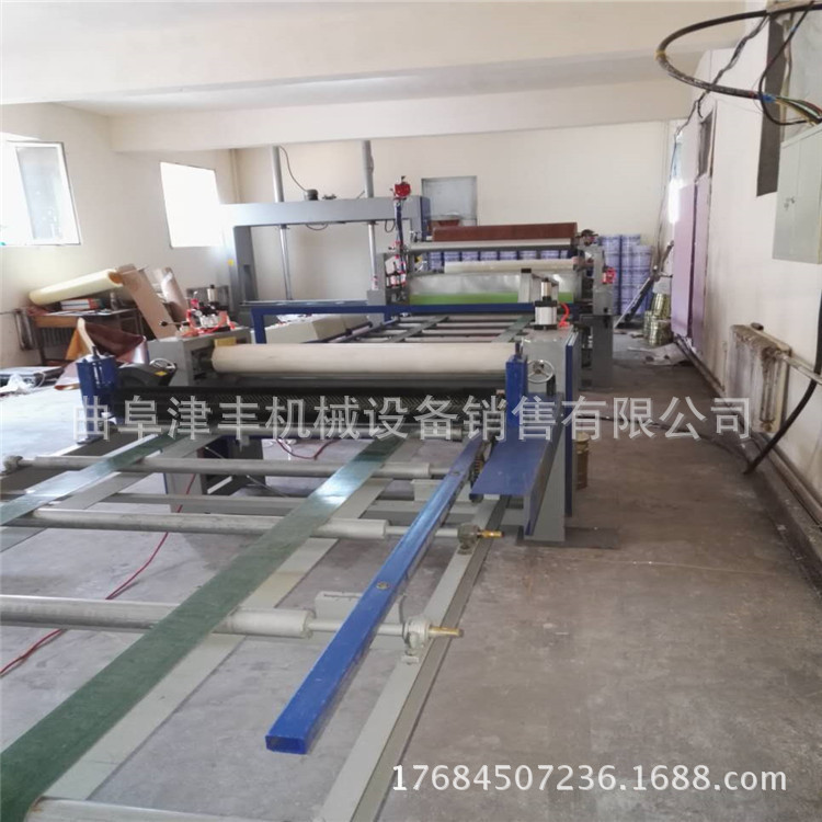 奧松板滾膠貼面機多功能亞克力片材貼紙機理想木工機械覆膜機示例圖7