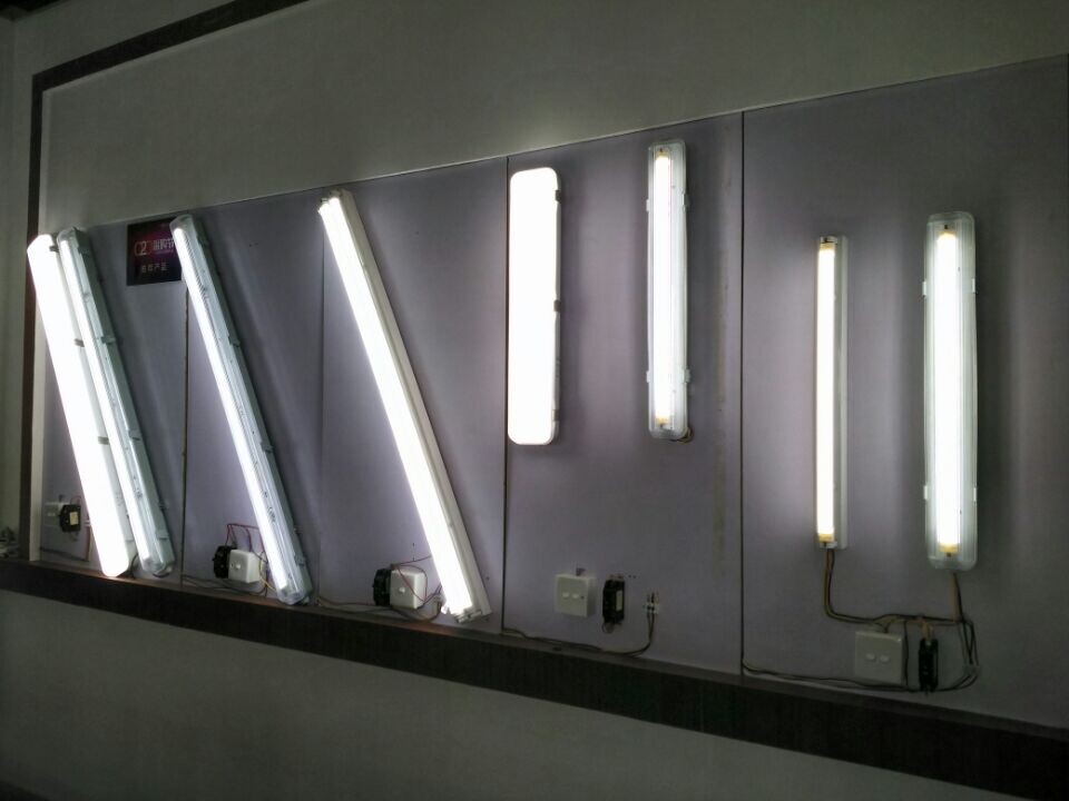 LED應急燈展示 (5).jpg