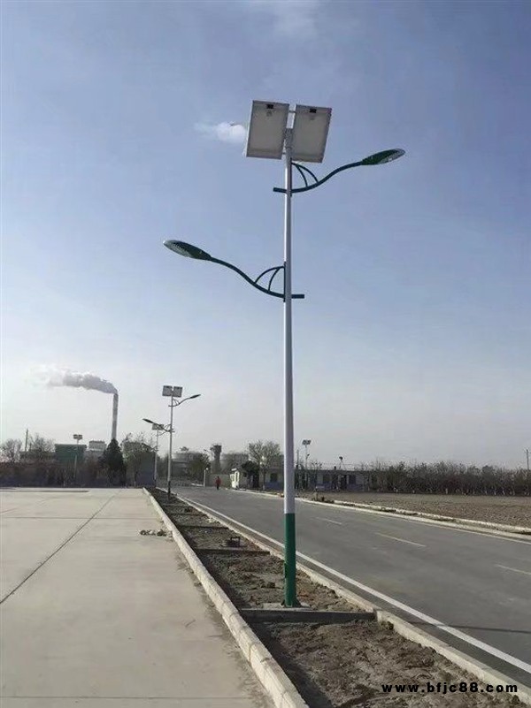 永瑞廠家直銷農(nóng)村6米太陽(yáng)能路燈 40瓦8米LED路燈 100瓦LED路燈廠家批發(fā)價(jià)