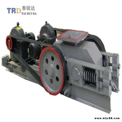 對(duì)輥砂石粉碎機(jī) 泰銳達(dá)砂石粉碎機(jī) 性能可靠噪音低