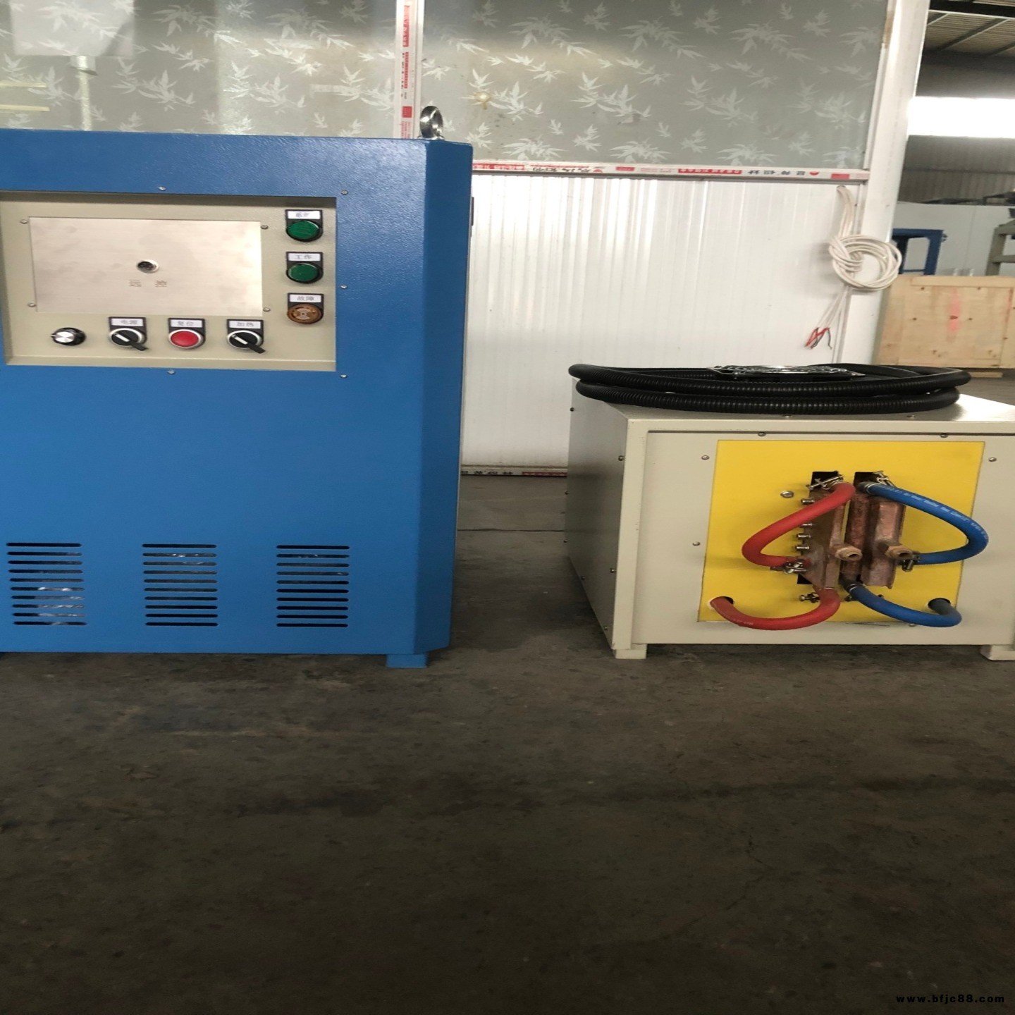 湘西電磁熱裝機 風(fēng)葉熱裝熱拆設(shè)備 超鋒電氣電磁加熱設(shè)備有貨